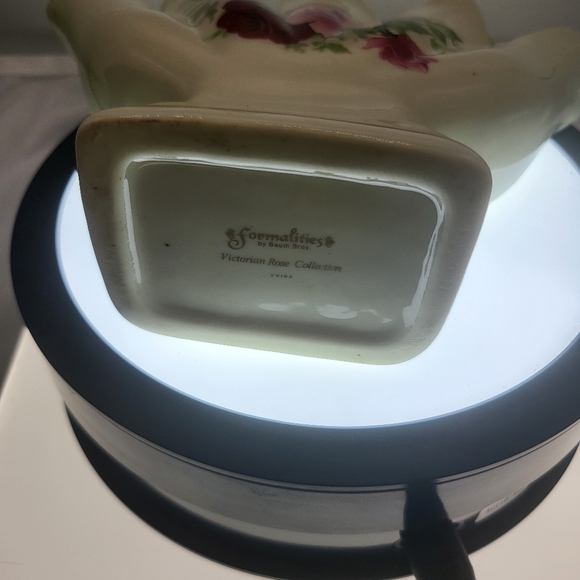 VINTAGE & RARE Fine Porcelain Victorian Rose Fan-Shape Flower Vase 1940s - Picture 4 of 5